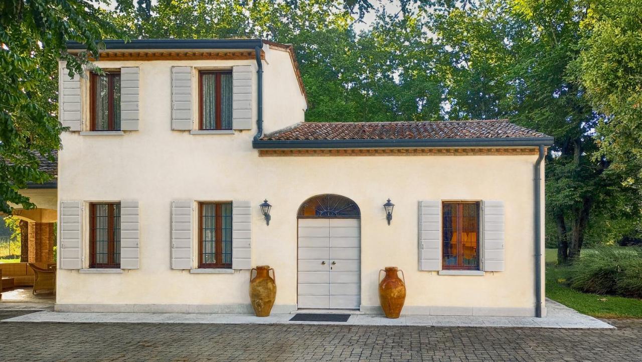 La Casetta Nel Bosco Mantova Bagian luar foto
